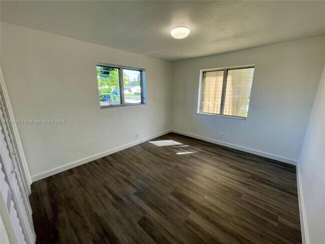 Foto del edificio - 2 bedroom in Hallandale FL 33009