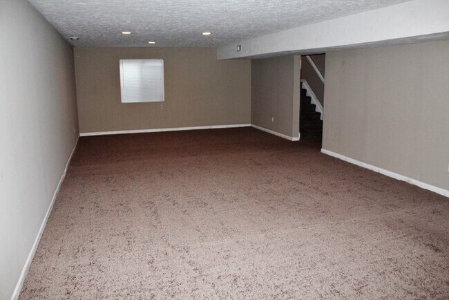 Building Photo - 11611 Hornickel Ct