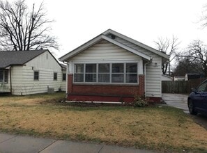 Building Photo - 2017 Vinton St