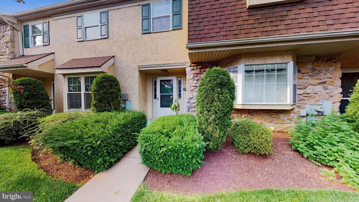 Primary Photo - 217 Westridge Pl N