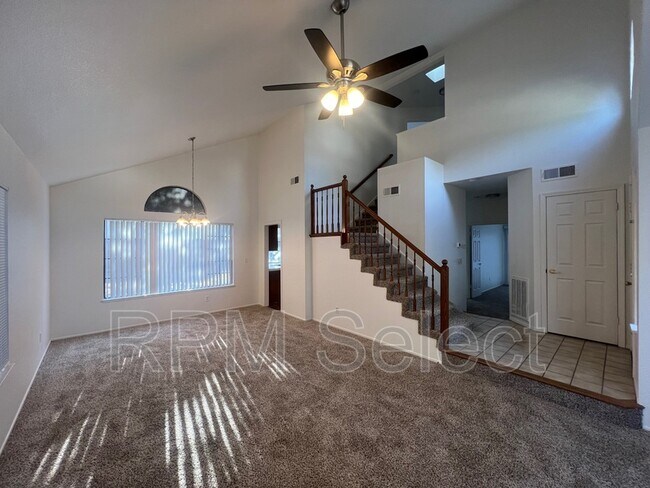 Foto del edificio - 7524 Ryland Ct