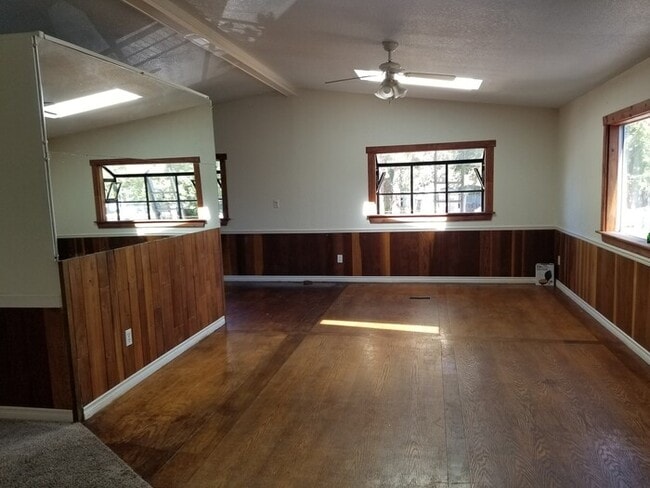 Building Photo - For Rent in Lake Tahoe NV