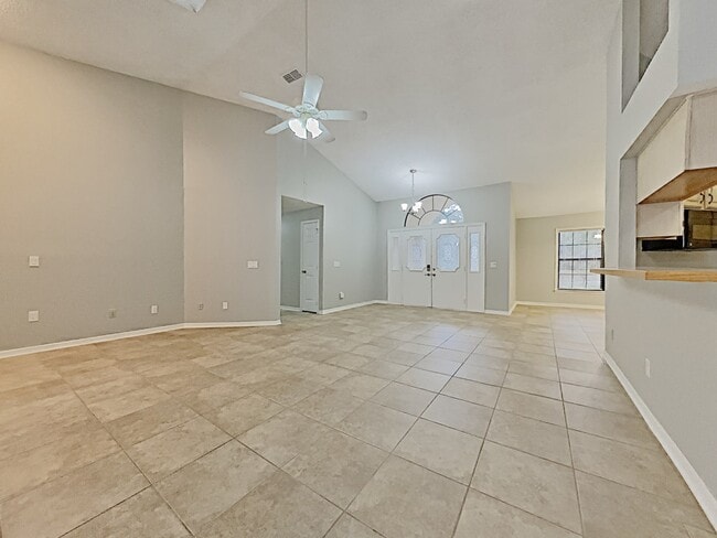 Building Photo - 2117 Glenwood Hammock Rd