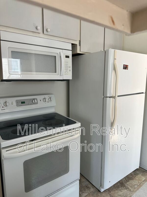 Foto del edificio - 27532 O'Neil St