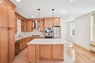 Building Photo - 4242 Digney Ave