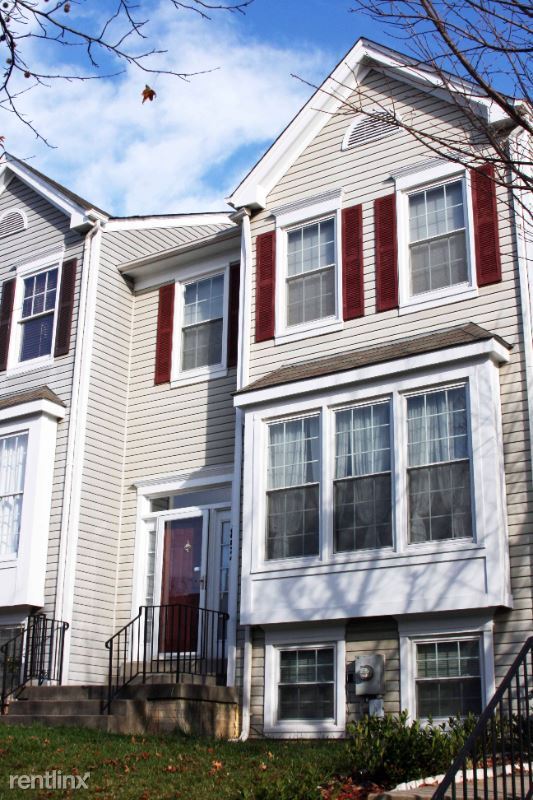 Foto del edificio - 18521 Cherry Laurel Ln