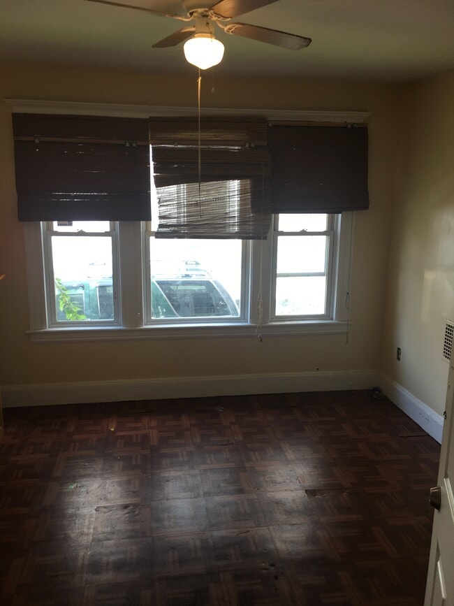 Building Photo - 328 Lenox Ave