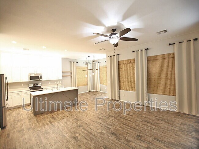 Foto del edificio - 16178 N 180th Ln