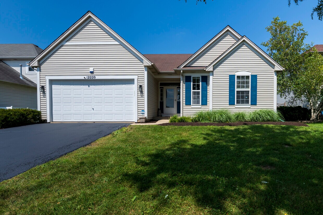 Primary Photo - 12220 Peartree Way