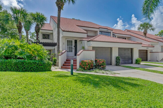 Building Photo - 205 Sea Oats Dr
