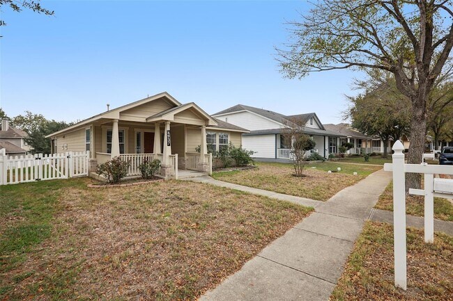 Building Photo - 4937 Hartson