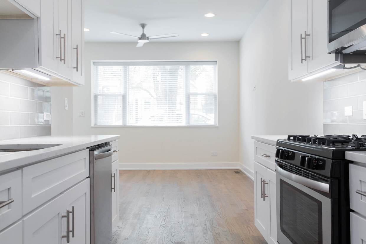 Primary Photo - 1407 N Bosworth Ave