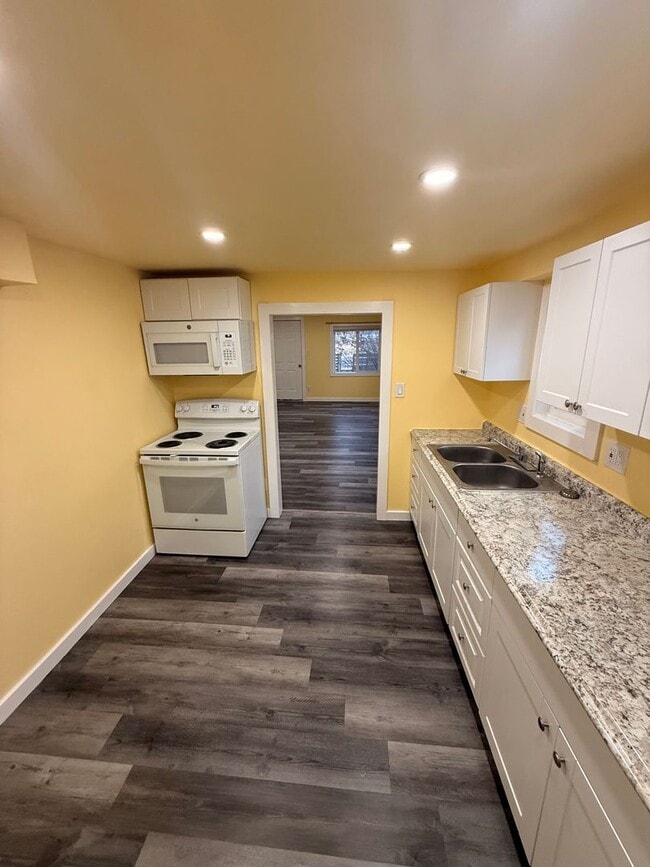 Foto del edificio - Pet friendly, Cozy 2bdrm 1 bath