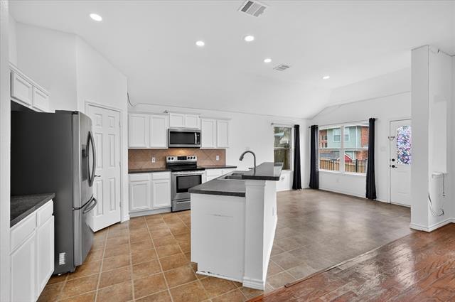 Building Photo - 226 Cozy Ln