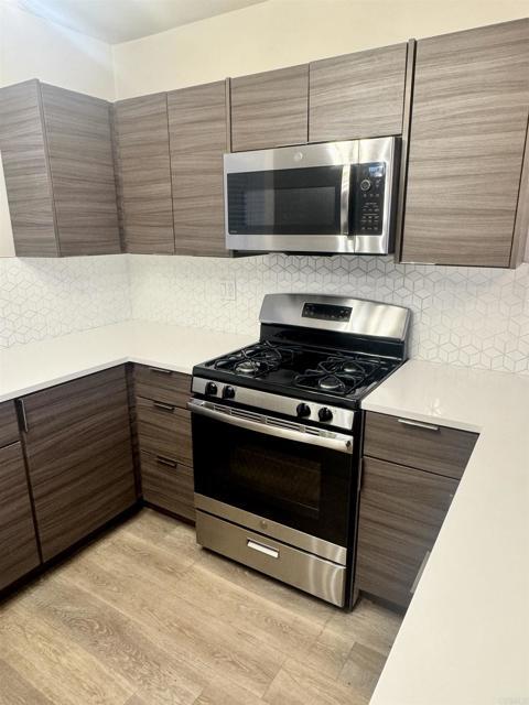 Foto del edificio - 1124 Sherbourne Dr