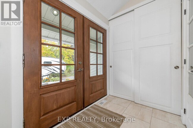 Photo du bâtiment - 1238 Barnwell Crescent