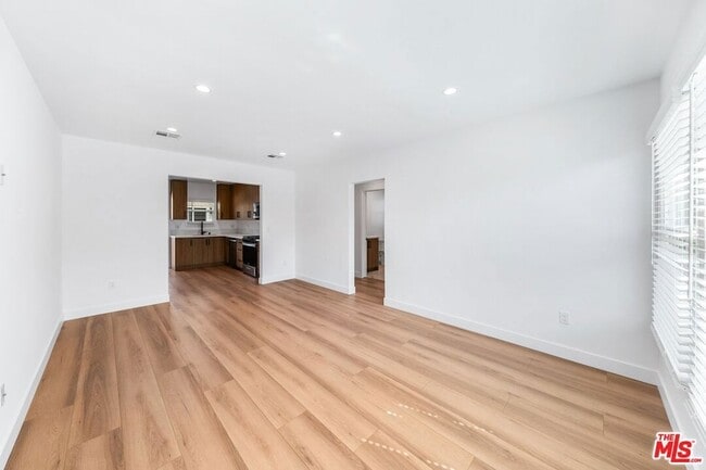 Building Photo - 1258 Mariposa St