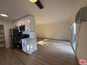 Building Photo - 3707 S Canfield Ave