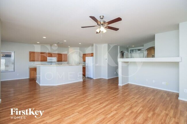 Building Photo - 3028 E Morenci Rd