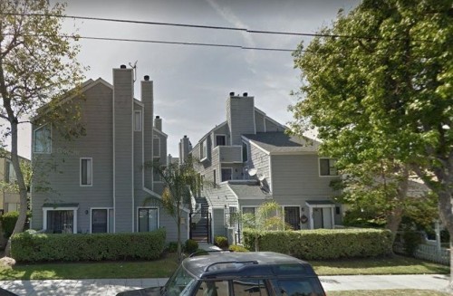 Primary Photo - 1051 Newport Ave