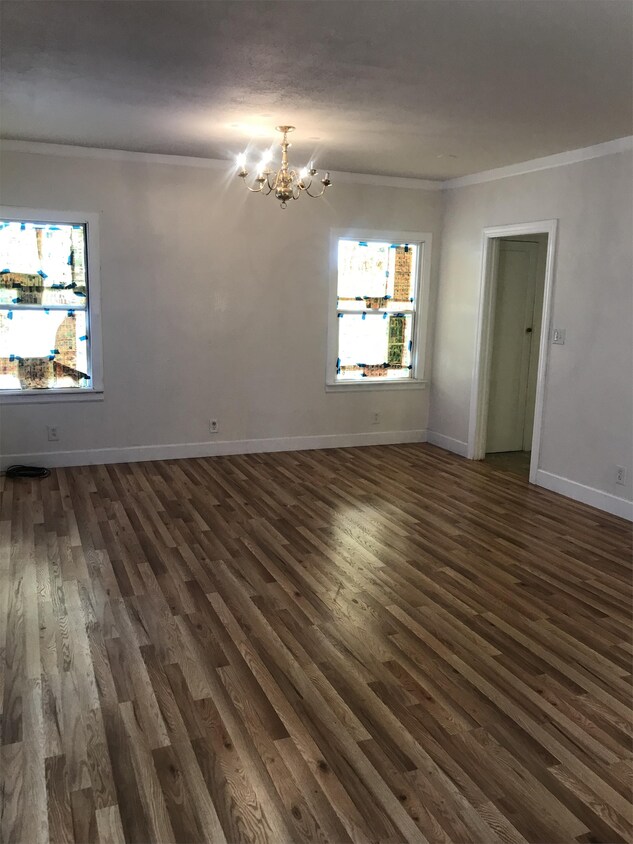 Foto del edificio - 8214 Iris St