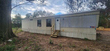 Building Photo - 329 Co Rd 1770