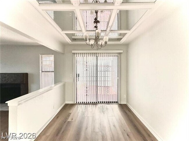 Foto del edificio - 2112 Venus Ave