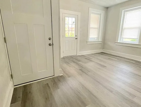 Photo - 527 37th St Apartment