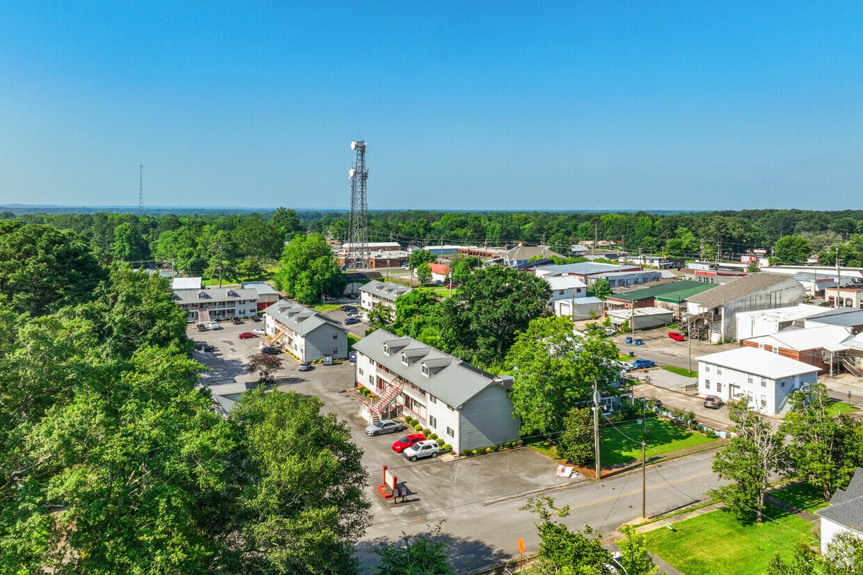 Primary Photo - Magnolia Terrace Apartments