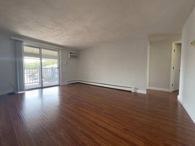 Foto del edificio - 11 Woodcrest Ct