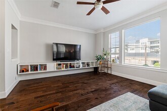 Building Photo - 6759 Highclere Manor Ln