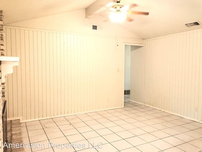 Building Photo - 3 br, 2 bath House - 1307 White Rock