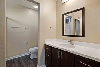 Building Photo - Renaissance Apartment Homes