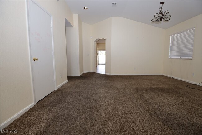 Foto del edificio - 5200 Brookmere Dr