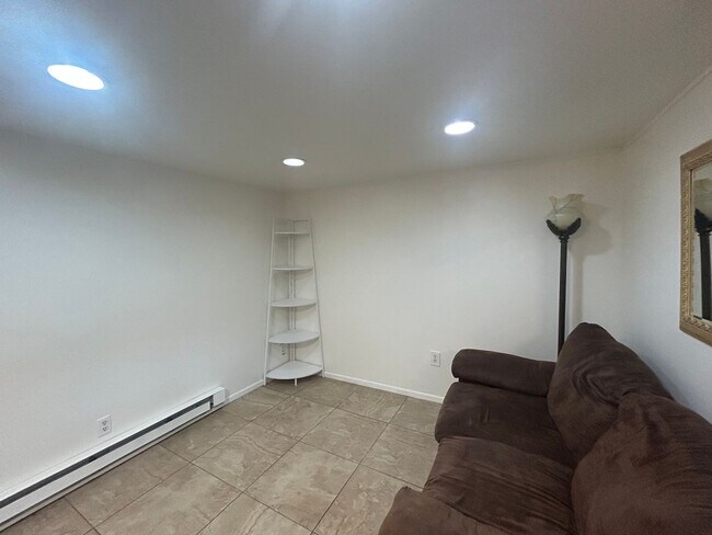 Foto del edificio - 2 bedroom 1 bath Provo basement apartment