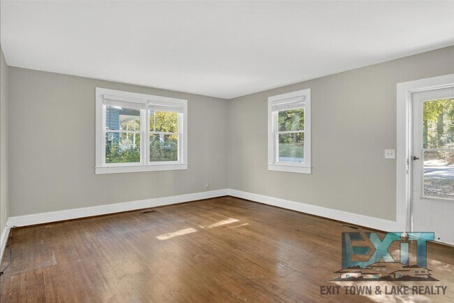 Foto del edificio - 2 Bedroom & 1 Bathroom Home