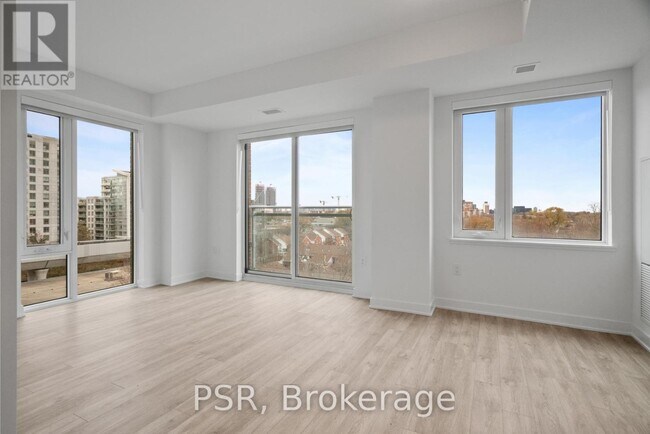 Photo du bâtiment - 299 Campbell Ave