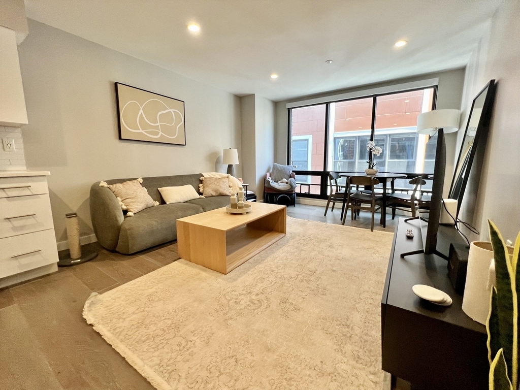 Foto principal - 244 Hanover St