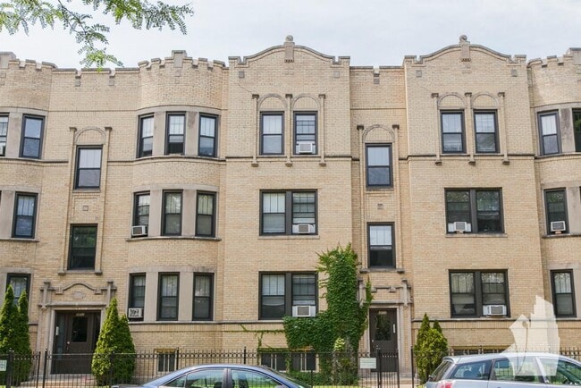 Building Photo - 4602 N Winchester Ave