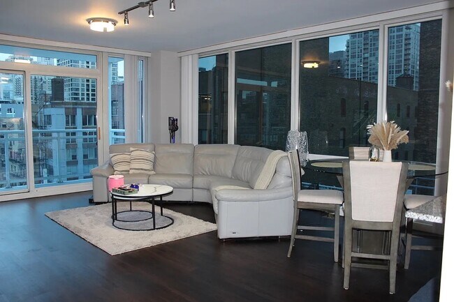 Foto del edificio - 757 N Orleans St