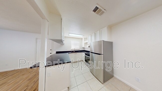 Building Photo - 488 Wiltsey Rd