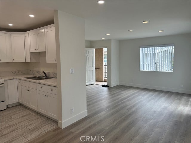 Foto del edificio - 219 E Maple St