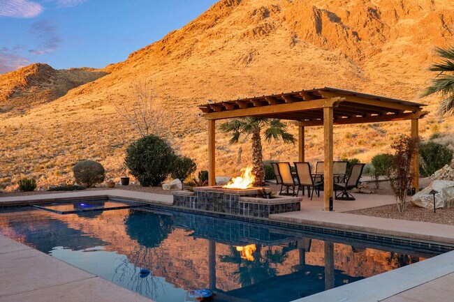 Foto del edificio - 12705 Chuck Wagon Rd