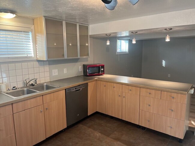 Foto del edificio - 607 E 2750 N