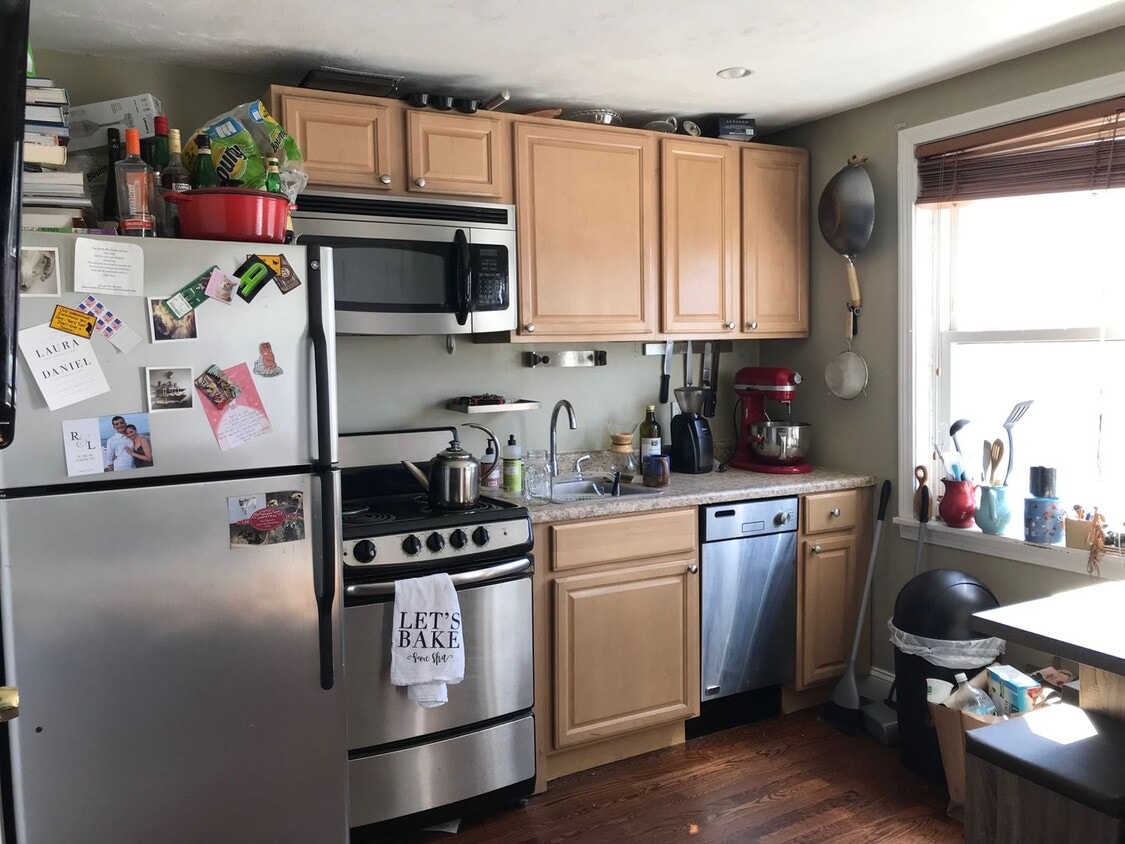 Photo - 735 Somerville Ave