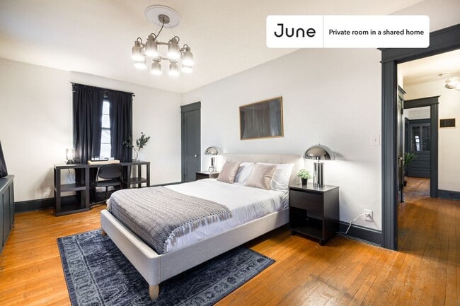 Building Photo - Room in Shared 5 bed/2 bath home in Cleveland Park