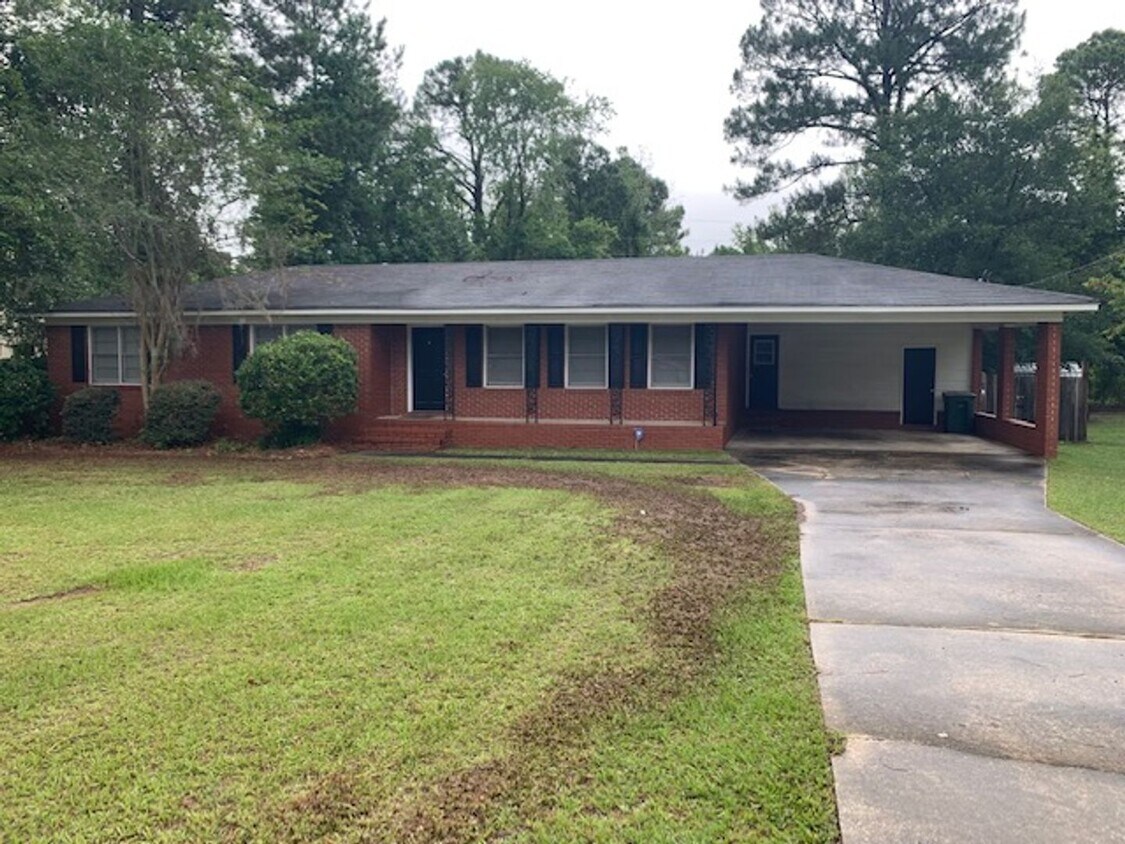 Primary Photo - 3Bedroom/2Bath located near Bemiss Rd on N...