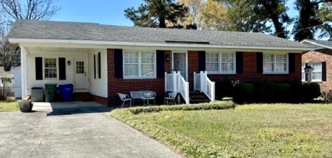 Photo - 2804 Crockett Dr House