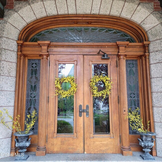 Foto del edificio - 56 Union Ave