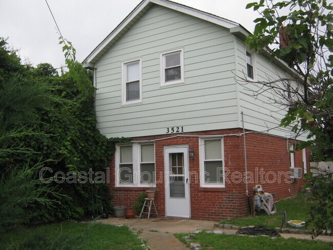 Building Photo - 3521 Bayside Ave
